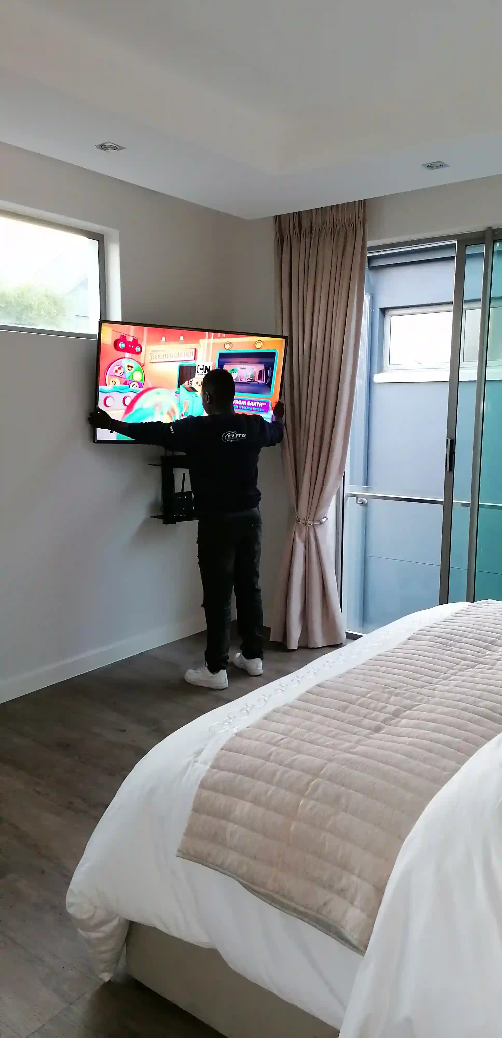 DStv Installation Honeydew